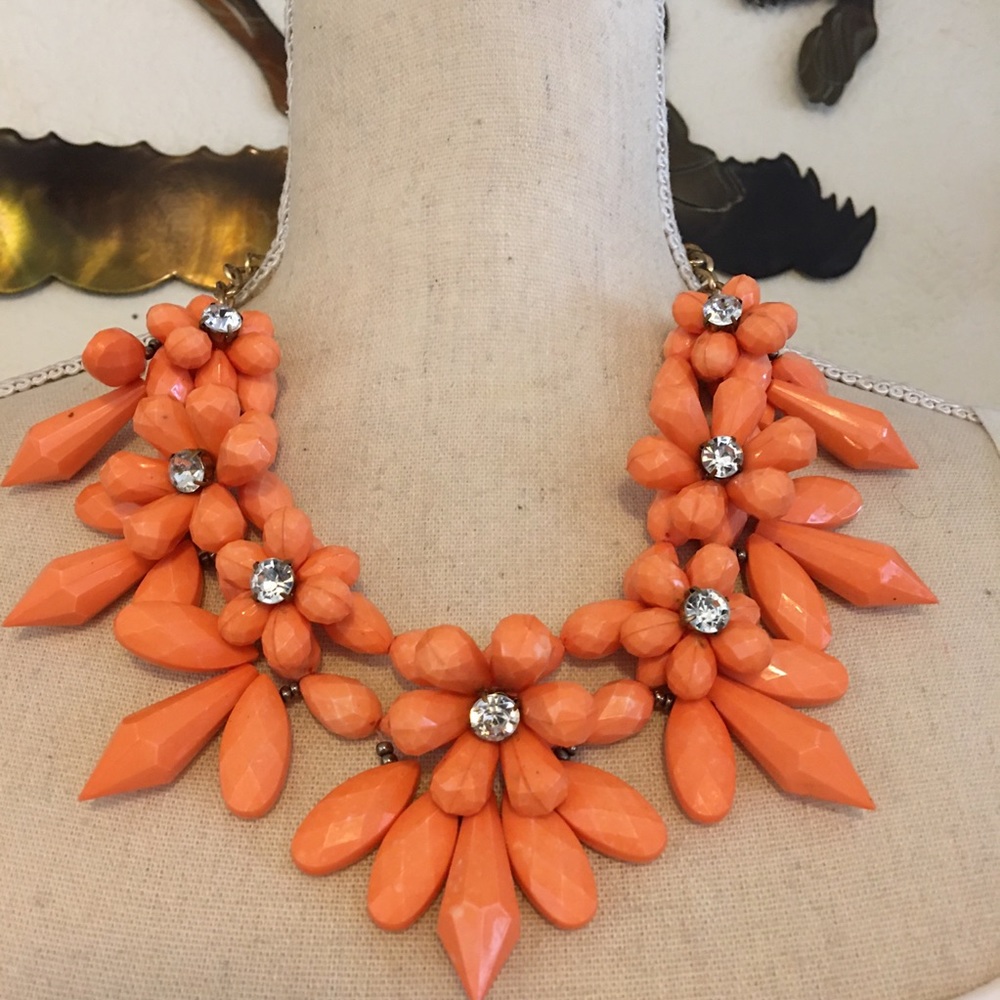 Vintage 90s faceted creamsicle chandelier necklace